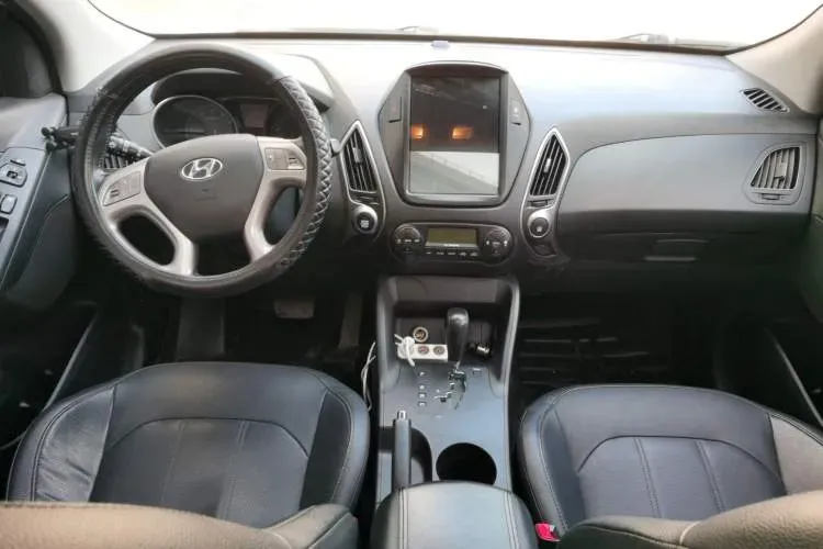 2013 Hyundai ix35 2.0L 165HP L4 6AT,autocango,china used car exporter,china ev exporter,chinese used car exporter,chinese used ev exporter