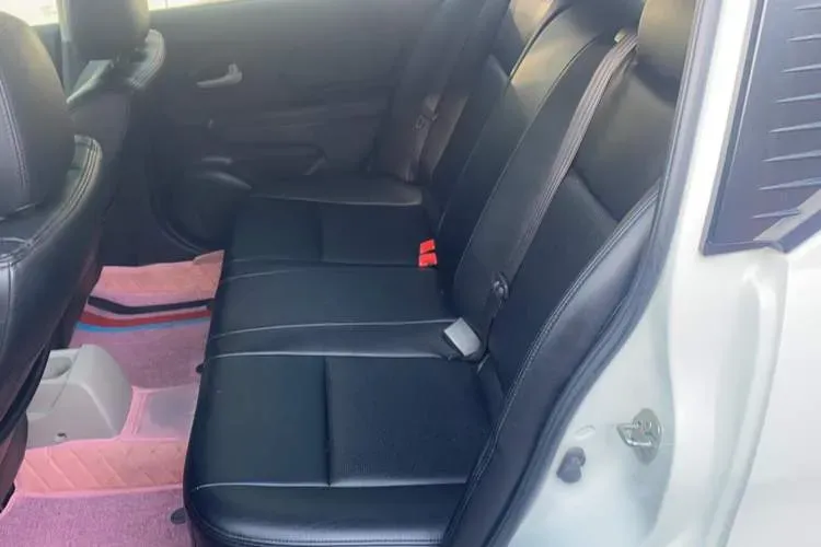 2015 Venucia R50 1.6L 117HP L4 4AT,autocango,china used car exporter,china ev exporter,chinese used car exporter,chinese used ev exporter