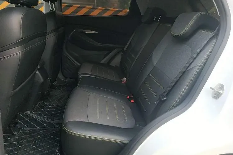 2020 BaoJun RS-3 1.5T 147HP L4 CVT,autocango,china used car exporter,china ev exporter,chinese used car exporter,chinese used ev exporter