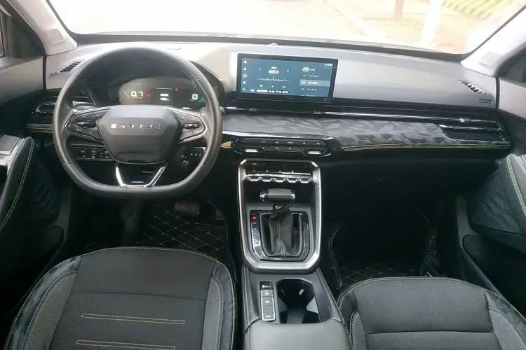 2020 BaoJun RS-3 1.5T 147HP L4 CVT,autocango,china used car exporter,china ev exporter,chinese used car exporter,chinese used ev exporter