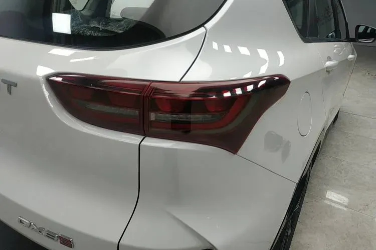 2022 Soueast DX8S 1.5T 156HP L4 6DCT,autocango,china used car exporter,china ev exporter,chinese used car exporter,chinese used ev exporter
