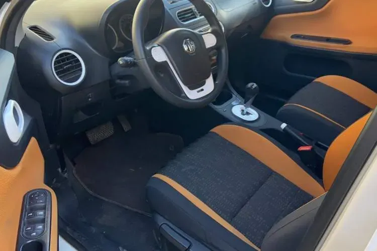 2015 MG 3SW 1.5L 109HP L4 5AMT,autocango,china used car exporter,china ev exporter,chinese used car exporter,chinese used ev exporter