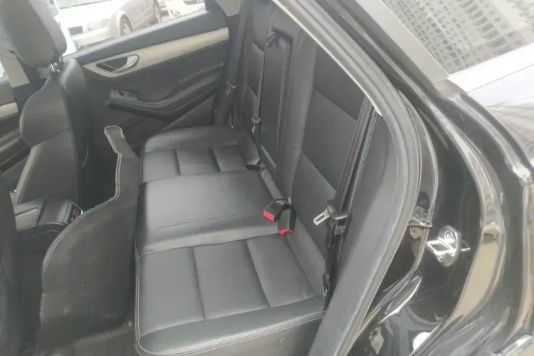 2016 Zotye SR7 1.5T 150HP L4 CVT,autocango,china used car exporter,china ev exporter,chinese used car exporter,chinese used ev exporter