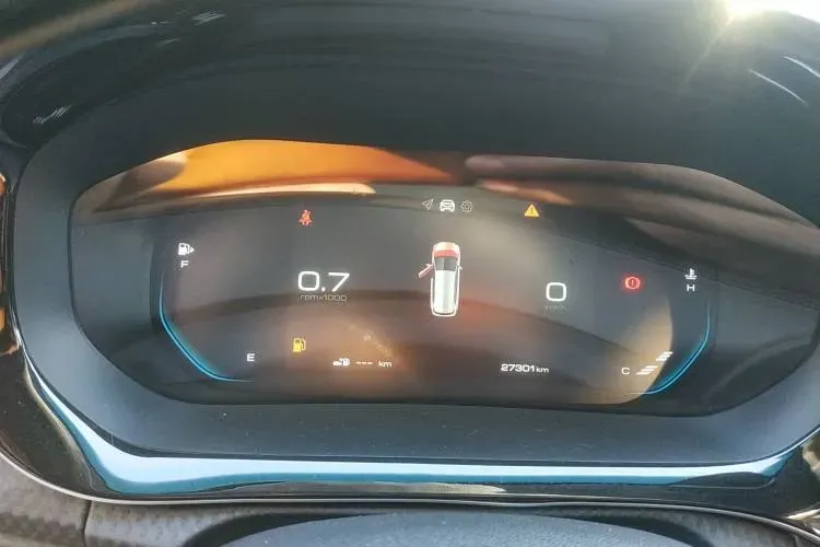 2019 BaoJun RM-5 1.5T 147HP L4 6MT,autocango,china used car exporter,china ev exporter,chinese used car exporter,chinese used ev exporter