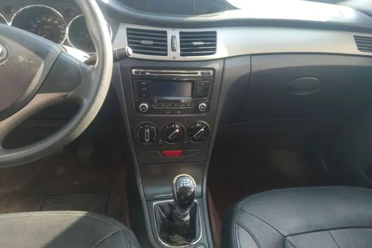 2012 DongFeng Aeolus S30 1.6L 106HP L4 5MT,autocango,china used car exporter,china ev exporter,chinese used car exporter,chinese used ev exporter