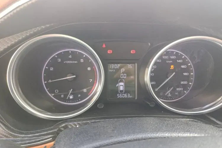 2017 Zotye T300 1.5T 144HP L4 CVT,autocango,china used car exporter,china ev exporter,chinese used car exporter,chinese used ev exporter