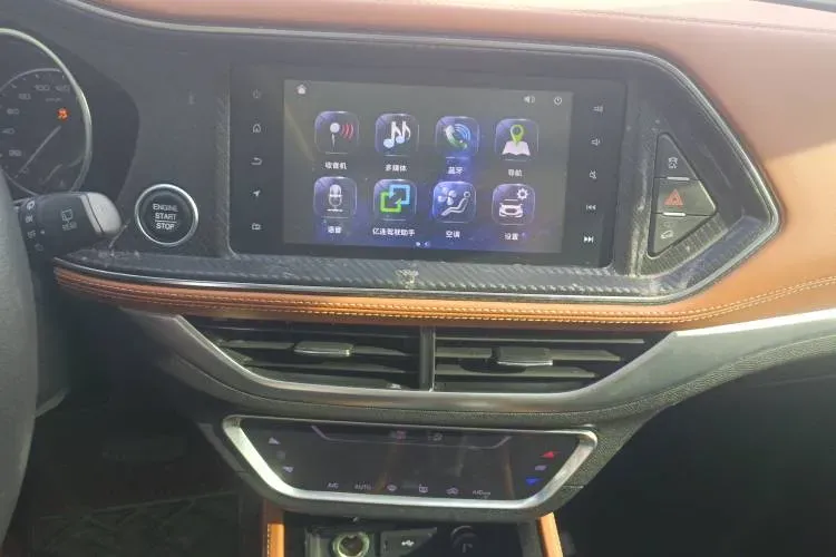 2017 Zotye T300 1.5T 144HP L4 CVT,autocango,china used car exporter,china ev exporter,chinese used car exporter,chinese used ev exporter