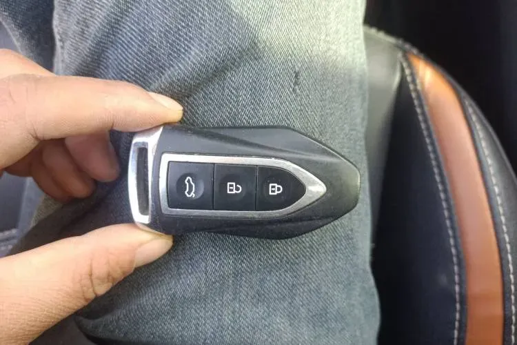 2017 Zotye T300 1.5T 144HP L4 CVT,autocango,china used car exporter,china ev exporter,chinese used car exporter,chinese used ev exporter