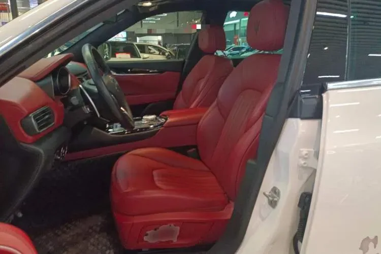 2020 Maserati MC20 3.0T 630HP V6 8DCT,autocango,china used car exporter,china ev exporter,chinese used car exporter,chinese used ev exporter