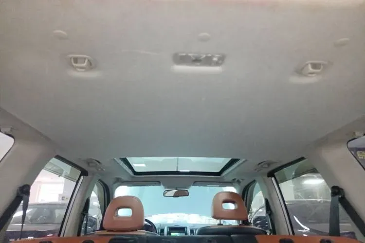 2016 DongFeng FengDu MX6 2.0L 144HP L4 CVT,autocango,china used car exporter,china ev exporter,chinese used car exporter,chinese used ev exporter