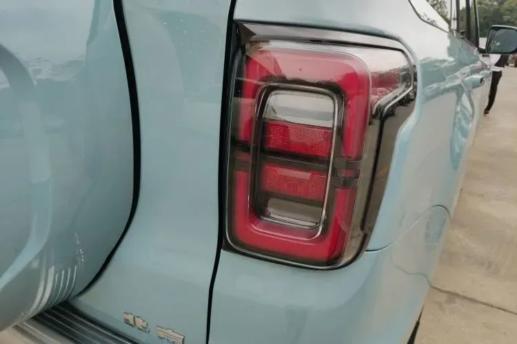 2022 BeiJing BJ60 2.0T 267HP L4 8AT,autocango,china used car exporter,china ev exporter,chinese used car exporter,chinese used ev exporter