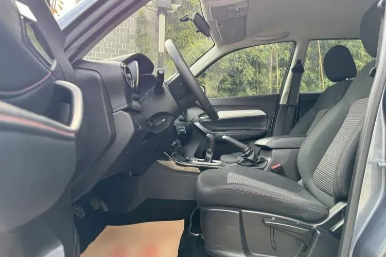 2019 KaiYi X3 1.5L 116HP L4 5MT,autocango,china used car exporter,china ev exporter,chinese used car exporter,chinese used ev exporter