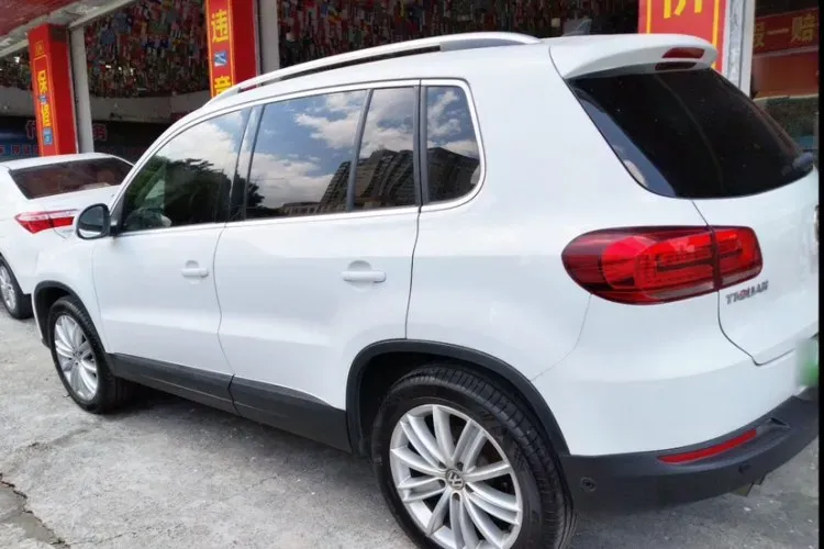 2010 Volkswagen Eos 2.0T 200HP L4 6DCT,autocango,china used car exporter,china ev exporter,chinese used car exporter,chinese used ev exporter