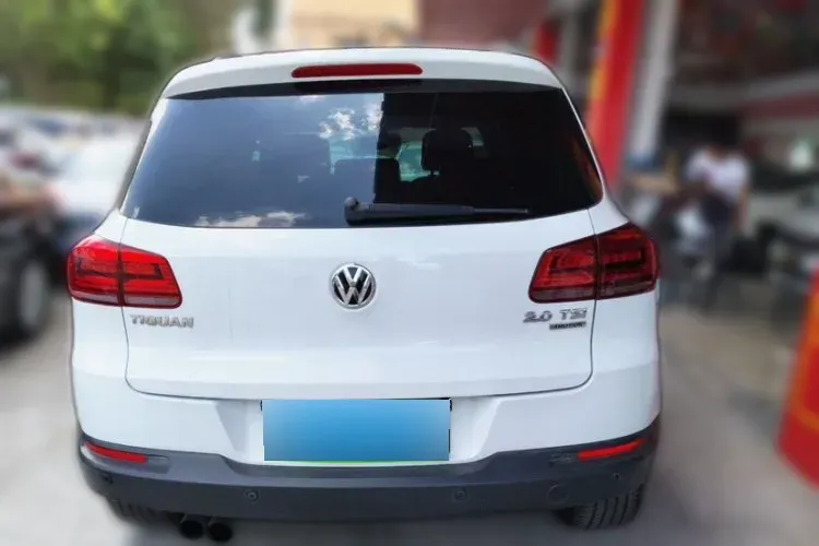 2010 Volkswagen Eos 2.0T 200HP L4 6DCT,autocango,china used car exporter,china ev exporter,chinese used car exporter,chinese used ev exporter