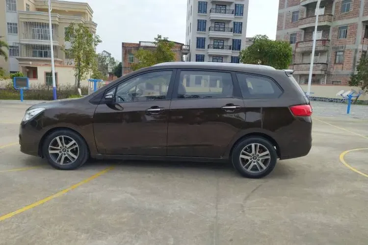 2016 HaiMa V70 1.5T 156HP L4 6AT,autocango,china used car exporter,china ev exporter,chinese used car exporter,chinese used ev exporter