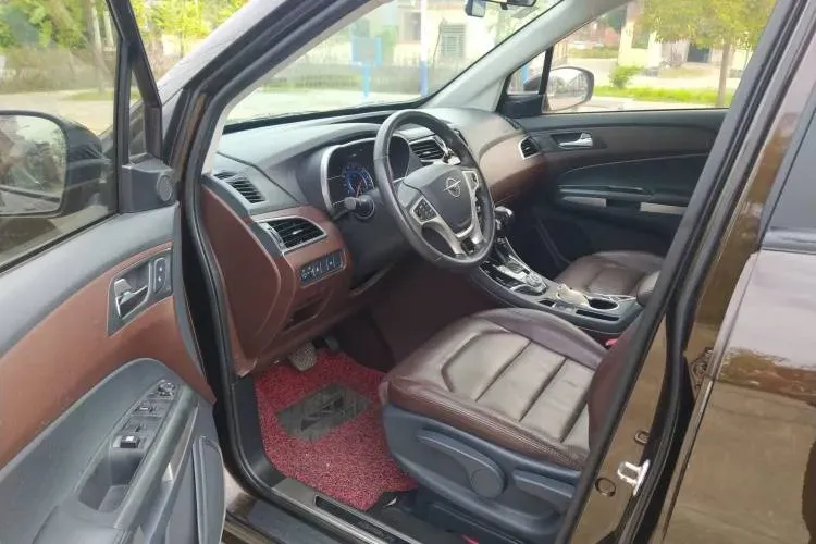 2016 HaiMa V70 1.5T 156HP L4 6AT,autocango,china used car exporter,china ev exporter,chinese used car exporter,chinese used ev exporter