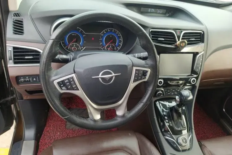 2016 HaiMa V70 1.5T 156HP L4 6AT,autocango,china used car exporter,china ev exporter,chinese used car exporter,chinese used ev exporter