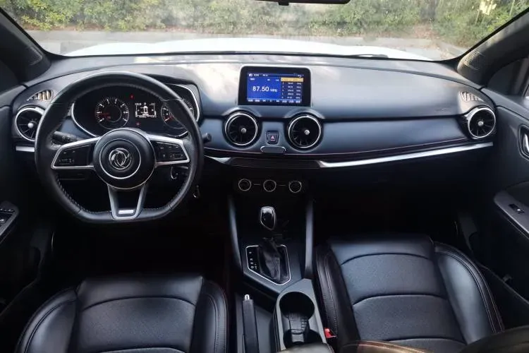 2021 DongFeng Fengon Fengon 500 1.5L 116HP L4 CVT,autocango,china used car exporter,china ev exporter,chinese used car exporter,chinese used ev exporter