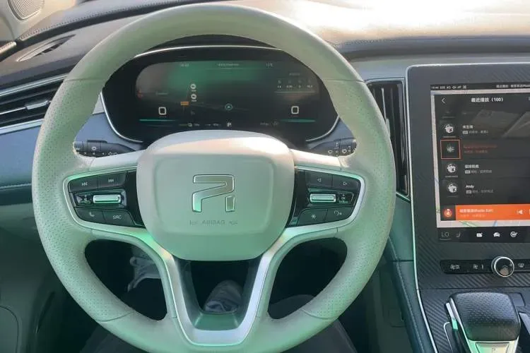 2020 Rising Auto ER6 BEV 69.9KWH,autocango,china used car exporter,china ev exporter,chinese used car exporter,chinese used ev exporter