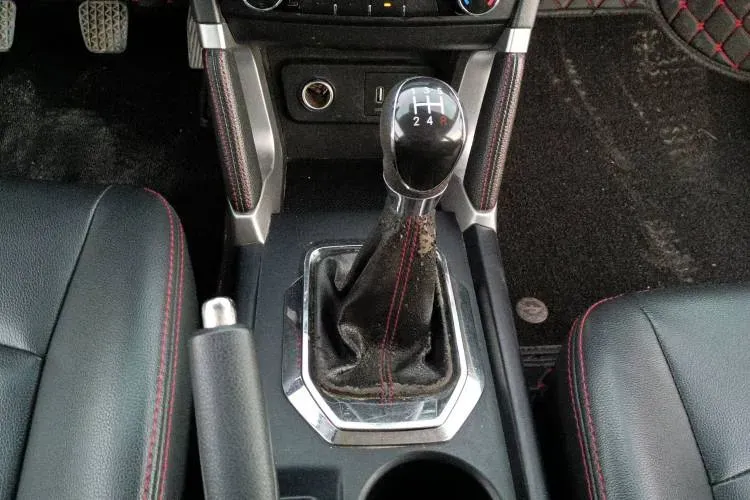 2016 BeiJing Auto Senova X55 1.5L 116HP L4 5MT,autocango,china used car exporter,china ev exporter,chinese used car exporter,chinese used ev exporter