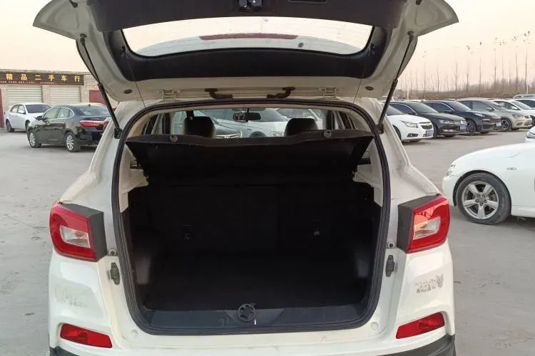 2016 BeiJing Auto Senova X55 1.5L 116HP L4 5MT,autocango,china used car exporter,china ev exporter,chinese used car exporter,chinese used ev exporter