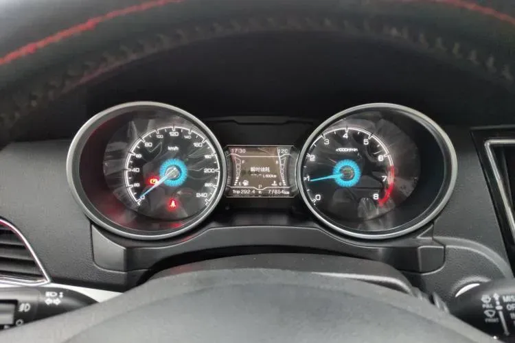 2016 Zotye SR7 1.5T 150HP L4 CVT,autocango,china used car exporter,china ev exporter,chinese used car exporter,chinese used ev exporter