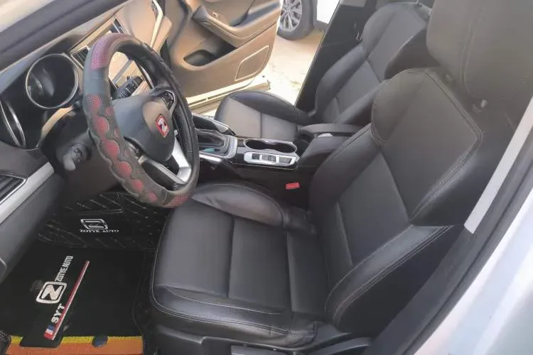 2017 Zotye SR7 1.5T 150HP L4 CVT,autocango,china used car exporter,china ev exporter,chinese used car exporter,chinese used ev exporter