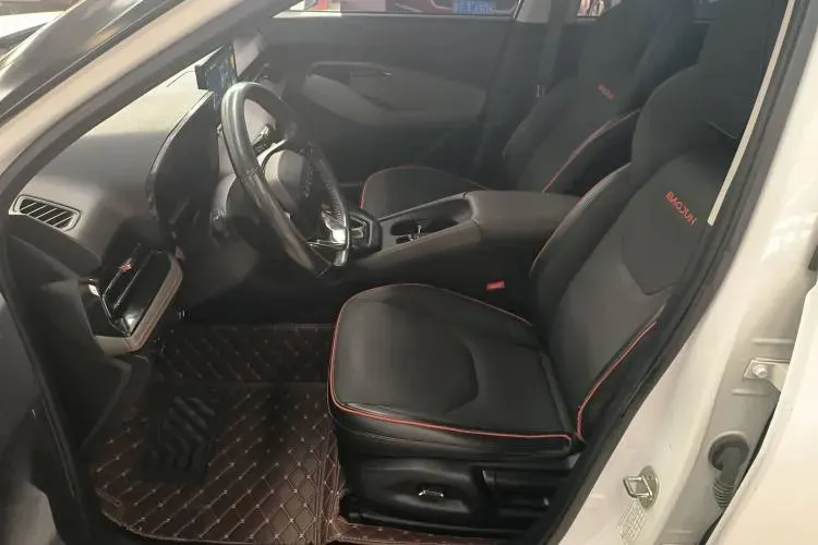 2020 BaoJun RS-3 1.5L 105HP L4 CVT,autocango,china used car exporter,china ev exporter,chinese used car exporter,chinese used ev exporter