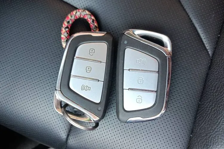 2018 JAC iEV7S BEV 39KWH,autocango,china used car exporter,china ev exporter,chinese used car exporter,chinese used ev exporter