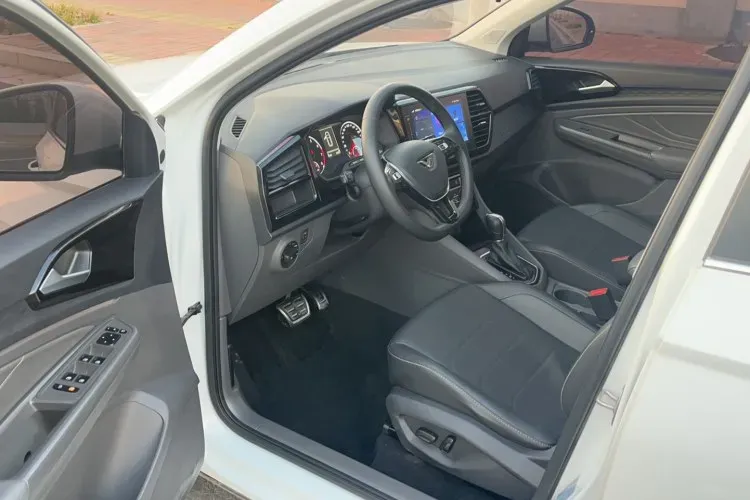 2020 Jetta VS7 1.4T 150HP L4 6AT,autocango,china used car exporter,china ev exporter,chinese used car exporter,chinese used ev exporter