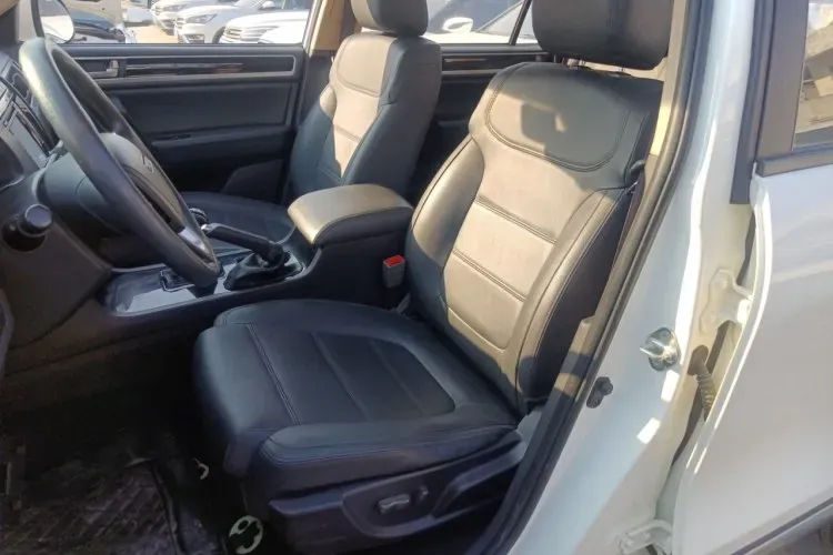 2015 Yema T70 1.8L 133HP L4 5MT,autocango,china used car exporter,china ev exporter,chinese used car exporter,chinese used ev exporter