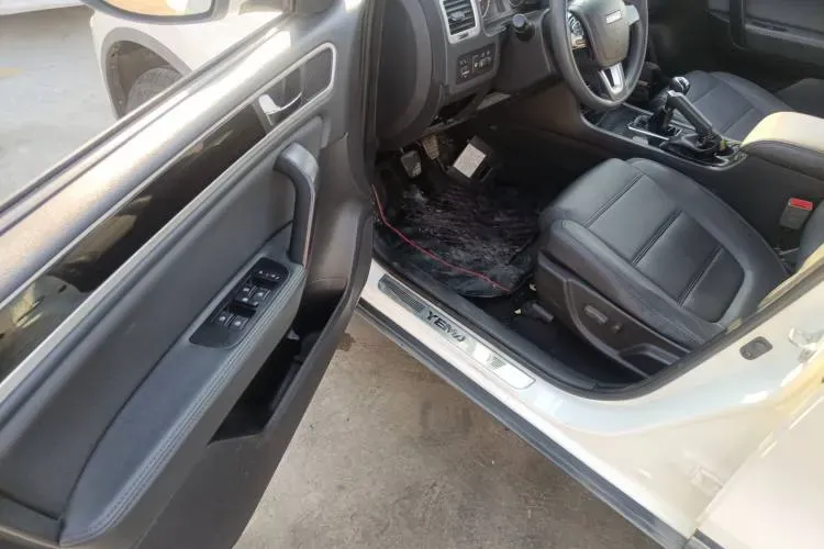 2015 Yema T70 1.8L 133HP L4 5MT,autocango,china used car exporter,china ev exporter,chinese used car exporter,chinese used ev exporter