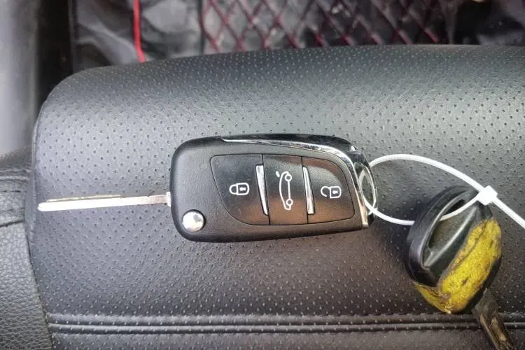 2015 Yema T70 1.8L 133HP L4 5MT,autocango,china used car exporter,china ev exporter,chinese used car exporter,chinese used ev exporter