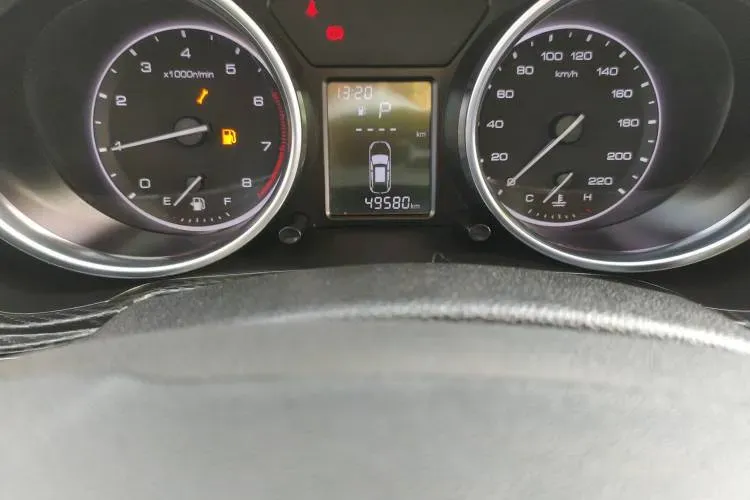 2017 Zotye T300 1.5T 144HP L4 CVT,autocango,china used car exporter,china ev exporter,chinese used car exporter,chinese used ev exporter