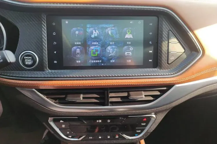 2017 Zotye T300 1.5T 144HP L4 CVT,autocango,china used car exporter,china ev exporter,chinese used car exporter,chinese used ev exporter