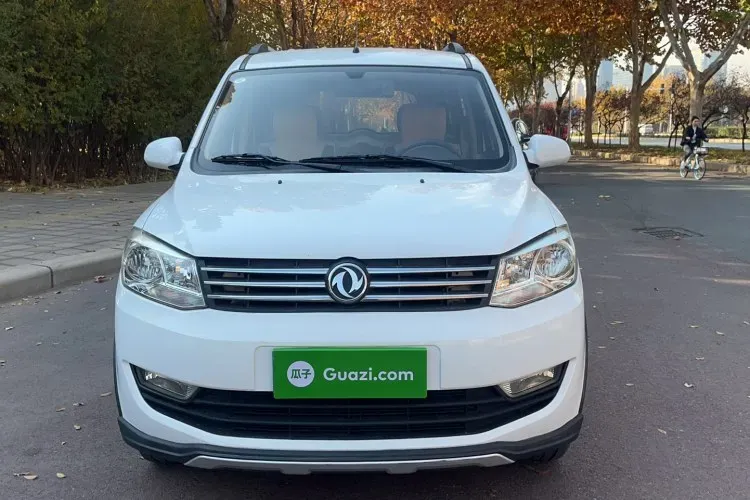 2016 DongFeng Fengon Fengon 330 1.5L 109HP L4 5MT,autocango,china used car exporter,china ev exporter,chinese used car exporter,chinese used ev exporter