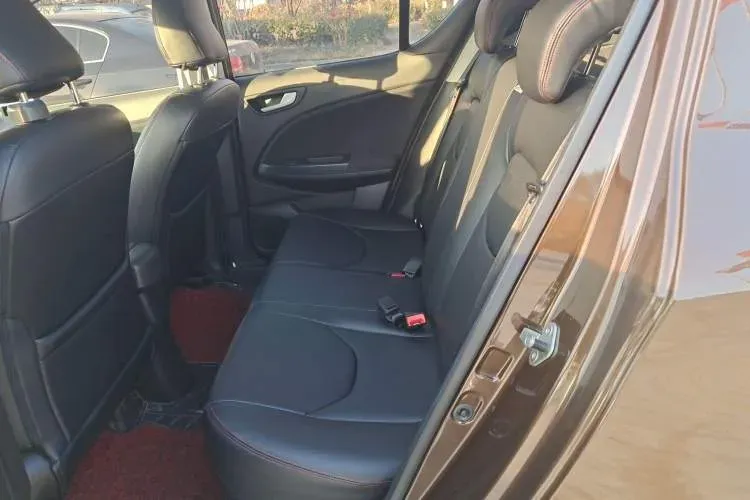 2017 FAW Jumpal D60 1.5L 113HP L4 5MT,autocango,china used car exporter,china ev exporter,chinese used car exporter,chinese used ev exporter