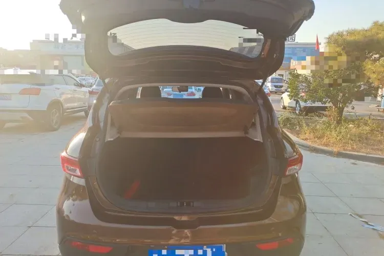 2017 FAW Jumpal D60 1.5L 113HP L4 5MT,autocango,china used car exporter,china ev exporter,chinese used car exporter,chinese used ev exporter