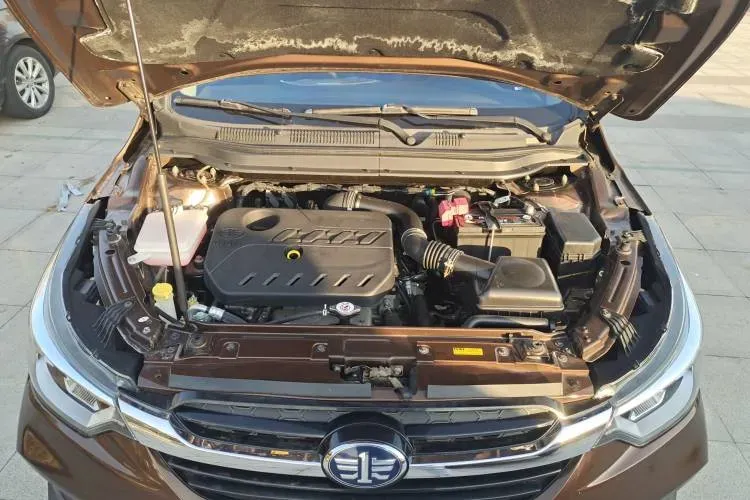 2017 FAW Jumpal D60 1.5L 113HP L4 5MT,autocango,china used car exporter,china ev exporter,chinese used car exporter,chinese used ev exporter