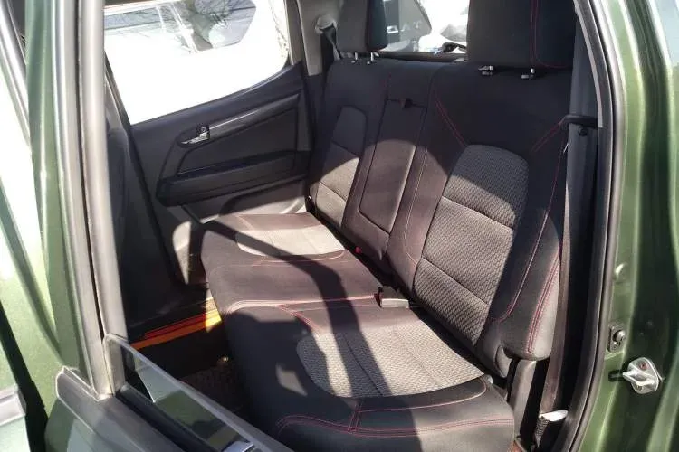 2021 Isuzu Taga 3.0T 143HP L4 5MT,autocango,china used car exporter,china ev exporter,chinese used car exporter,chinese used ev exporter