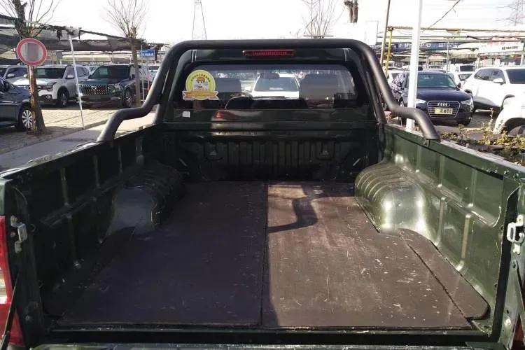 2021 Isuzu Taga 3.0T 143HP L4 5MT,autocango,china used car exporter,china ev exporter,chinese used car exporter,chinese used ev exporter