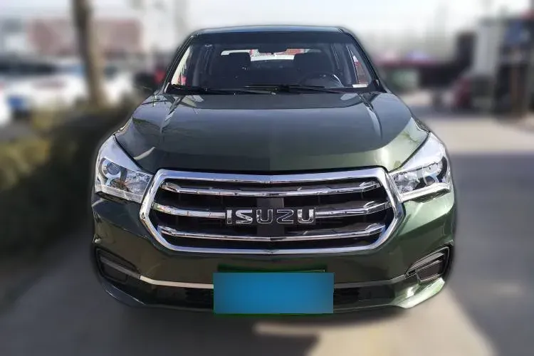 2021 Isuzu Taga 3.0T 143HP L4 5MT,autocango,china used car exporter,china ev exporter,chinese used car exporter,chinese used ev exporter
