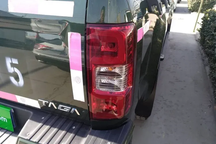 2021 Isuzu Taga 3.0T 143HP L4 5MT,autocango,china used car exporter,china ev exporter,chinese used car exporter,chinese used ev exporter