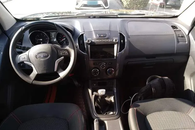 2021 Isuzu Taga 3.0T 143HP L4 5MT,autocango,china used car exporter,china ev exporter,chinese used car exporter,chinese used ev exporter