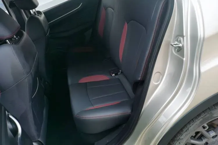 2021 Geely Vision X3 1.5L 109HP L4 CVT,autocango,china used car exporter,china ev exporter,chinese used car exporter,chinese used ev exporter