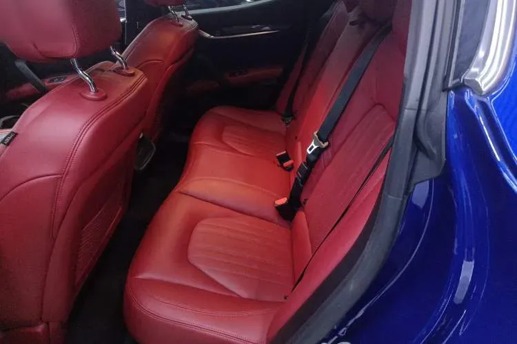 2023 Maserati MC20 3.0T 630HP V6 8DCT,autocango,china used car exporter,china ev exporter,chinese used car exporter,chinese used ev exporter