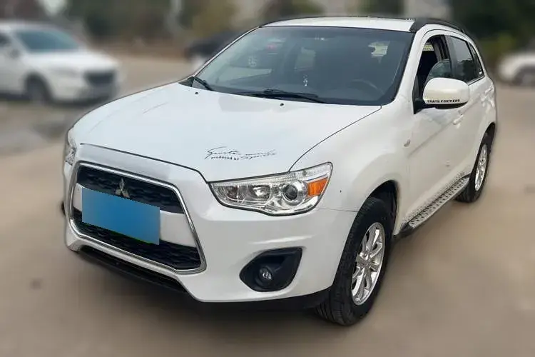 2013 Mitsubishi ASX 2.0L 167HP L4 CVT