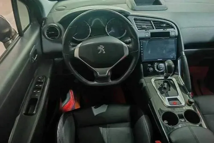 2013 Peugeot 3008 2.0L 147HP L4 6AT,autocango,china used car exporter,china ev exporter,chinese used car exporter,chinese used ev exporter