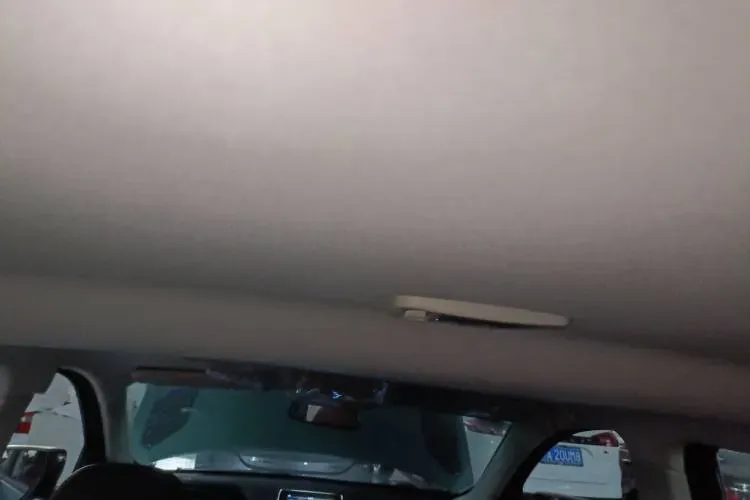 2022 SWM Big Tiger 1.5L 116HP L4 5MT,autocango,china used car exporter,china ev exporter,chinese used car exporter,chinese used ev exporter