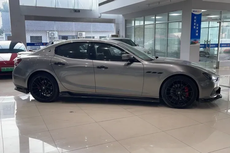 2020 Maserati MC20 3.0T 630HP V6 8DCT,autocango,china used car exporter,china ev exporter,chinese used car exporter,chinese used ev exporter